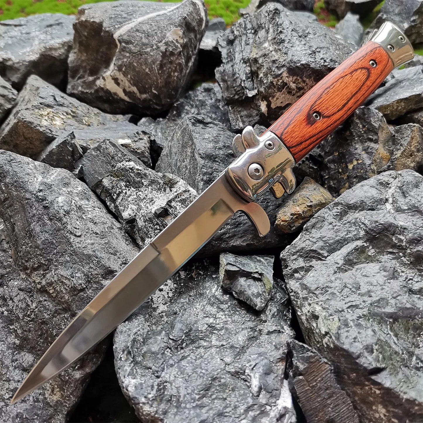 OutdoorSportHub | Folding Blade Knife